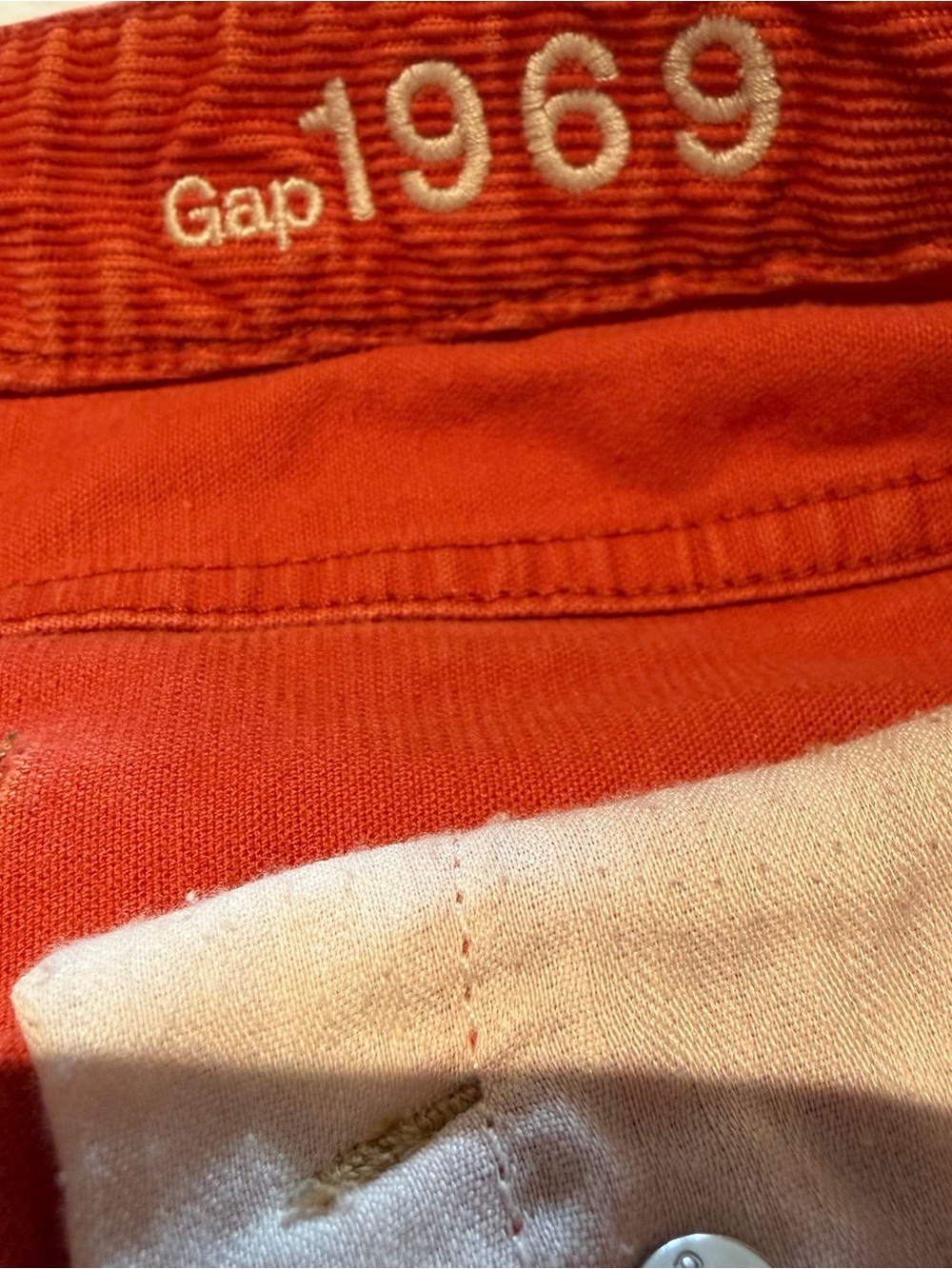 Vintage Gap 1969 corduroy Women’s Skirt in Rust 4/27 - Picture 4 of 10